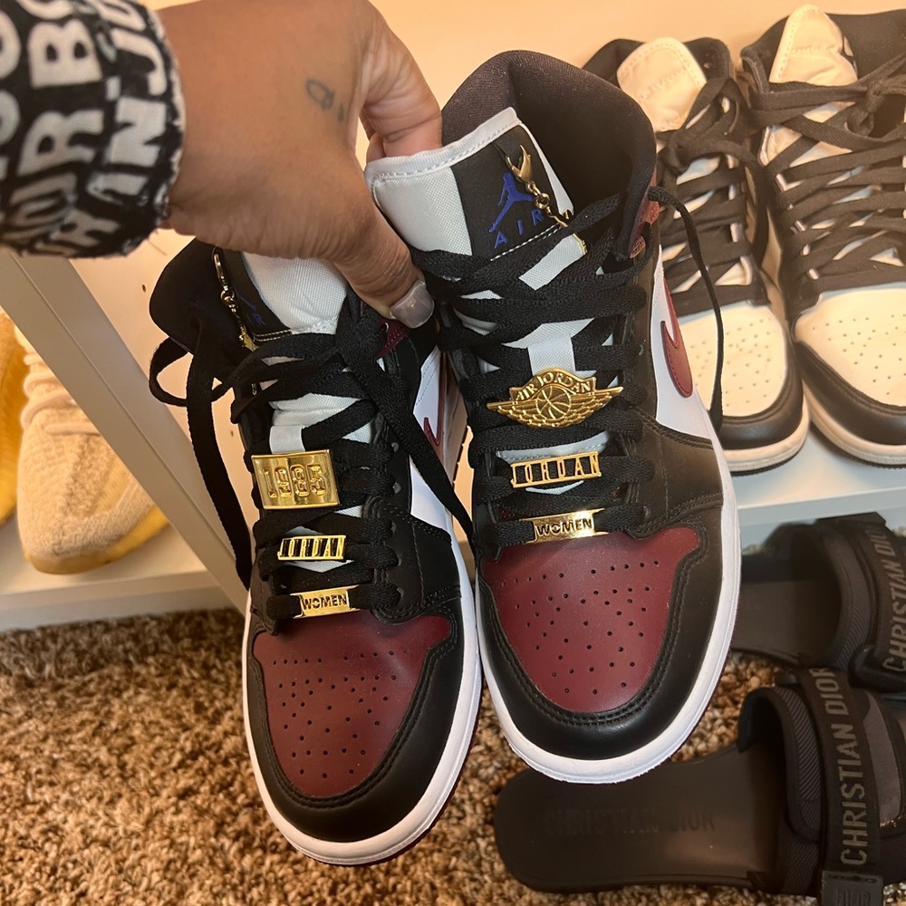 Nike